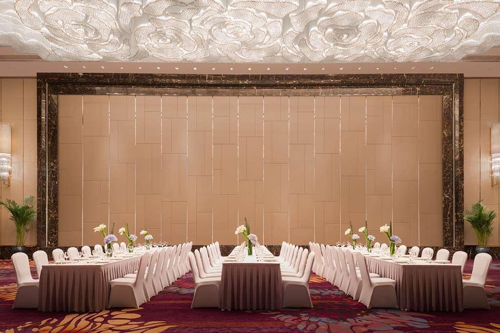 מלון Fushun  Wanda Realm Fushun מתקנים תמונה